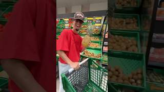 FUI A LIGAR A MERCADONA Y PASO ESTO🤣 video tbt viralvideo fyp shorts short mercadona spain [upl. by Archibaldo825]