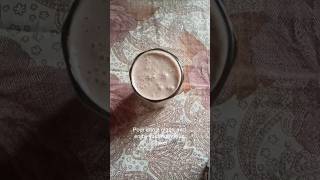 Healthy banana oats smoothie shorts viralvideo food recipe trendingshorts youtubeshorts [upl. by Eicnan]