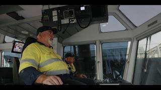 Behind the Scenes Svitzer Geraldton towage experts at work [upl. by Radman]