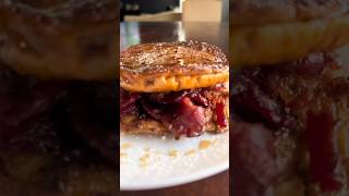 French toast bacon sandwich shortsvideo breakfastsandwich [upl. by Aioj]