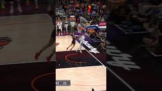 🚨 Nika Muhl FINALLY scores FIRST WNBA bucket after steal UConn Huskies Coach Geno Auriemma looks on [upl. by Pan]