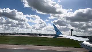 TUI flight from Benidorm landing at East Midlands airport [upl. by Tinaret926]