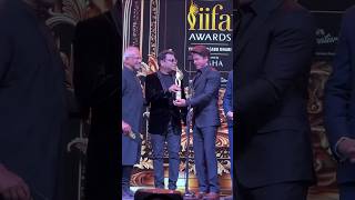 IIFA awards shahrukh khanBest male actors awards [upl. by Elvah831]