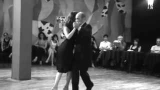 Maria Plazaola Y Ricardo Viquiera bailan en El Beso [upl. by Suaeddaht]