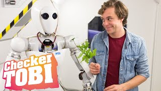 Der RoboterCheck  Reportage für Kinder  Checker Tobi [upl. by Aneeres90]