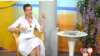 TV7 alle 7  04062012  Dieta e pillola anticoncezionale [upl. by Seroled]