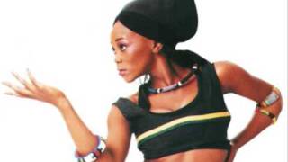 Brenda Fassie No No No Senor [upl. by Lerrad]