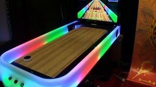 DiscGlo Shuffle  Virtual Shuffleboard Bowing Game  BOSA 2014 Silver Award  BMIGaming  Arach [upl. by Tnecillim]