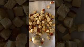 Easy Homemade Crispy Croutons [upl. by Ap]