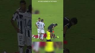 This player try to avoid red card in football  shorts facts factsinhindi [upl. by Earley]