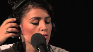 Jessie Ware covers Conor Maynards Turnaround in the Live Lounge [upl. by Suillenroc]