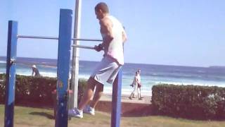 INCREDIBLE 360° Muscle Up  Dean  Bondi Beach [upl. by Risley657]