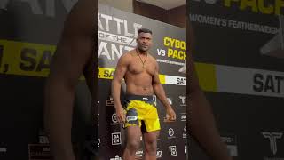 FRANCIS NGANNOU ET FERREIRA VALIDENT LEURS PESÉES [upl. by Pang]