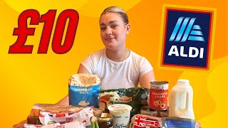 How I live off £10 a week at Aldi [upl. by Engdahl]