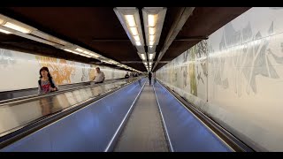 HighSpeed Moving Walkway trottoir roulant rapide · Paris – Metro Invalides [upl. by Iahk]