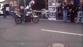 Dirk ManderbachBikeShow StuntBikerBremerhavenBierkisteKart [upl. by Nnaid]