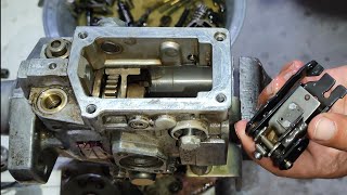 mitsubishi Pajero 4d56 engine fuel pump repair  mitsubishi Pajero 4d56 diesel pump repairing [upl. by Asirahc548]