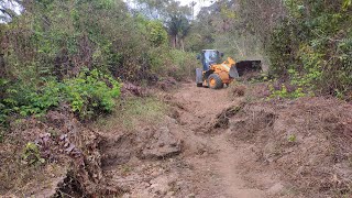 sabendo TRABALHAR A PA CARREGADEIRA faz muita coisa em pouco tempo o estrago foi grande [upl. by Sad]