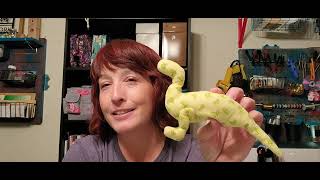 Vlogmas 2023  Day 5  Mini sew along [upl. by Pauli856]