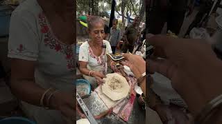 ₹40 में इतना बड़ा पराठा मेरे जैसे 2 लोग भी नहीं खा पायेंगे humanity streetfood trend food viral [upl. by Iahcedrom]