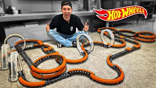 Montei uma PISTA ELÉTRICA da HOTWHEELS do tamanho da sala [upl. by Dranyer]