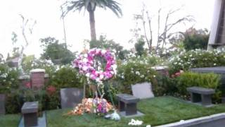 Farrah Fawcetts Fresh Unmarked Grave REDUX [upl. by Atiraj]