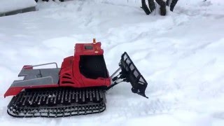 RC Pistenbully 600 testing new rear sprocket design [upl. by Lever720]