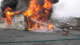 PREARRIVAL Firefighters battle fire in auto repair shop North Whitehall PA [upl. by Magavern]