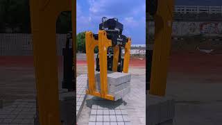 Ranton Vertical brick grabber PH 8438975484 construction forklift forkliftgrabber [upl. by Jarrid448]