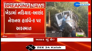 Kheda Trailer meets with an accident on NadiadAnand National Highway8 driver rescued safely [upl. by Lazaruk]