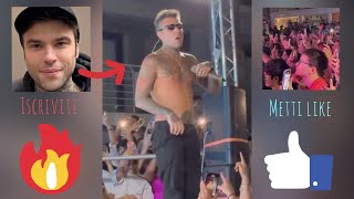 FEDEZ FIGURDA DI MERDA SUL PALCO 💩💥 SBAGLIA TUTTE LE NOTE PERCHE GLI SPENGONO LAUTOTUNE [upl. by Norine744]