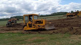 caterpillar d4c vintage dozer car link club muck shifting weekend sibbertoft 2024 [upl. by Matelda318]