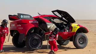 Pinchazo de Orlando Terranova en la etapa Maratón de hoy Dakar 2022 [upl. by Ttevy328]