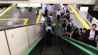 JR目黒駅の日立エスカレーター  Hitachi escalator in meguro station [upl. by Olpe]