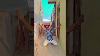 Dhak Dhak se dhadkana sikha 🫠☺️Muneeraaliyavlogstrending short trendingshort dance music [upl. by Zerat]