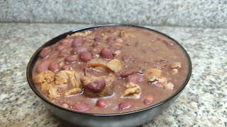 Frijoles con chicharrón [upl. by Nahsaj]