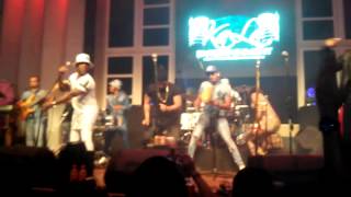 INTRO LAZARITO VALDEZ Y BAMBOLEO LIMA PERU 2015 [upl. by Hannan704]