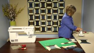 How to Make Quilting Quicklys quotPerfect Unionquot Quilt A Big Block Variation Of The quotSpoolsquot Pattern [upl. by Citron]