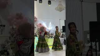 Afghan girls dance 2024 رقص دختران افغان afghanwedding afghandance رقصافغانی عروسي goviral [upl. by Natsrik]