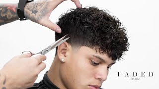 💈 BEST TAPER FADE WITH CURLY HAIR BARBER TUTORIAL [upl. by Donegan]