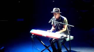 Bruno Mars HD  Lighters Live [upl. by Eidassac]