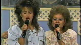 Tammy Faye Bakker and Tammy Sue Sing Lean on Me 3rd Version [upl. by Uyerta]