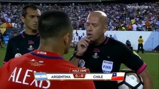 Arbitro a Alexis quotHabla despacito que no entiendoquot HD [upl. by Einhpad]