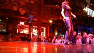 IS IT FRIDAY YET Line Dance DÃ©mo  SÃ©verine Moulin Billy Bobs [upl. by Enahsed707]