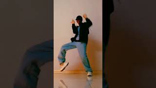 Snehithane x in my bed song youtubeshorts dancer youtube dancecover ytshorts dancemoves [upl. by Otrevlig132]