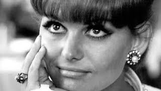 Beautiful vintage 📸 of Claudia Cardinale beauty vintageglamour claudiacardinale [upl. by Nahrut578]