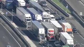 Trucks collide in Burnley Tunnel [upl. by Inaluiak]