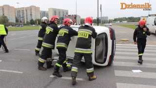 Wypadek na Rondzie Sybiraków w Łodzi  13092013 [upl. by Hanauq]