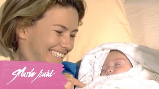 ¡Graciela da a luz a una hermosa niña  María Isabel 12  C20  tlnovelas [upl. by Nnyletak491]