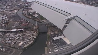 American Airlines landing at LaGuardia Airport New York USA [upl. by Edra]